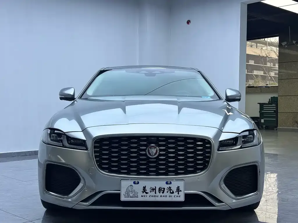Jaguar XFL 2022 из CN, фото 7