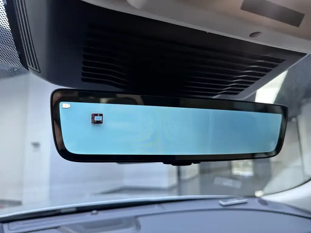 Jaguar XFL 2022 из CN, фото 10