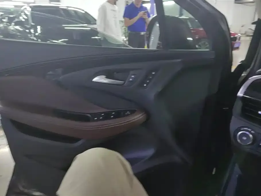 Buick Envision Plus 2021 из CN, фото 3