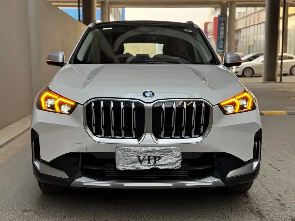 BMW X1 — фото 2
