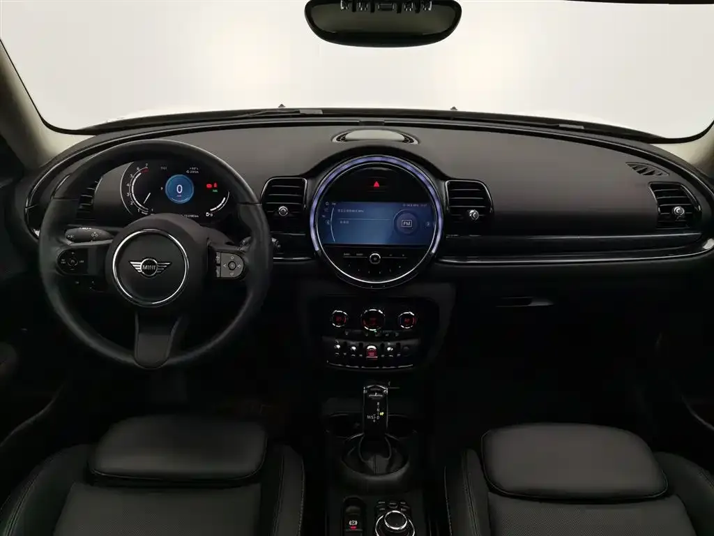 MINI Clubman — фото 5