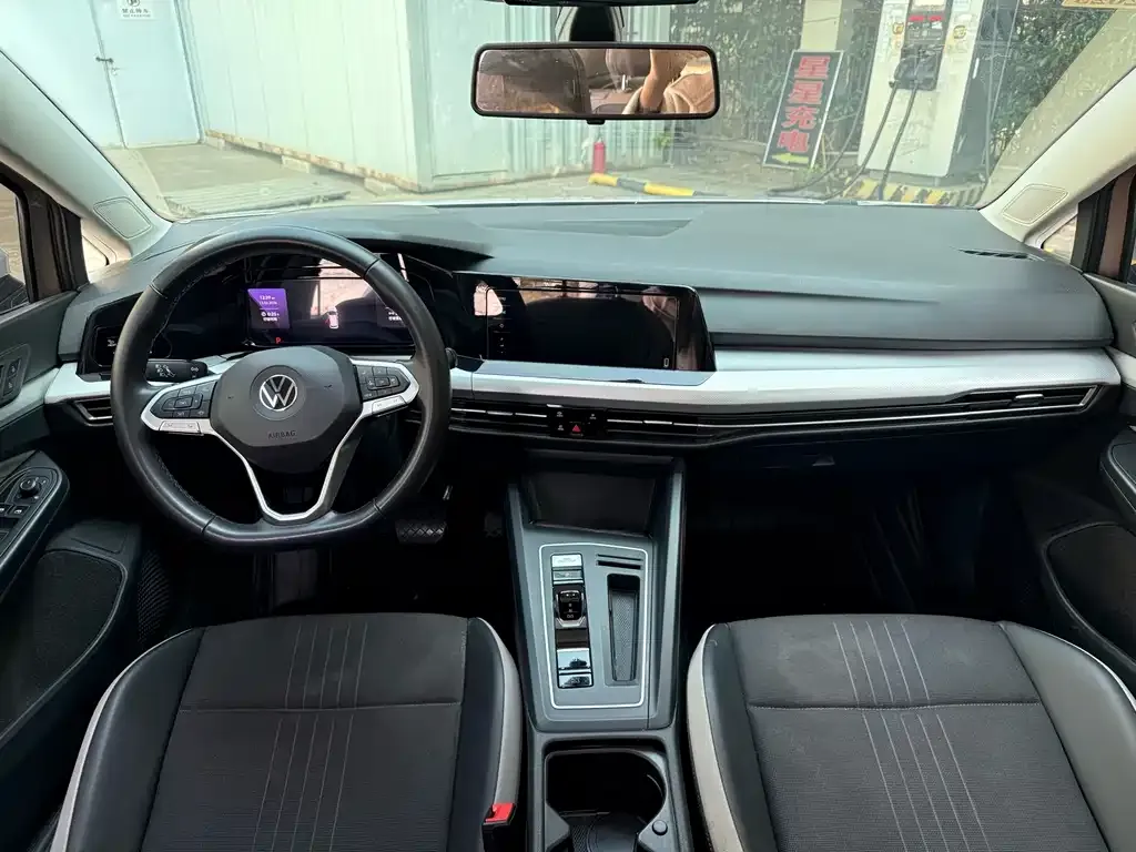 Volkswagen Golf 2021 из CN, фото 7