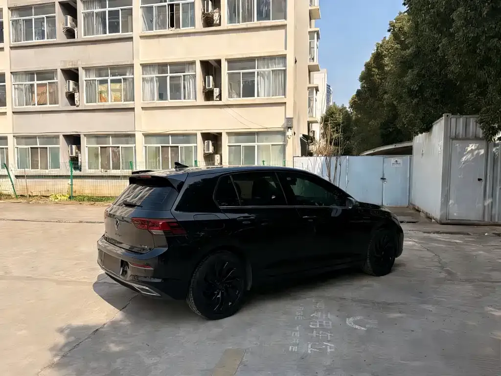 Volkswagen Golf 2021 из CN, фото 8