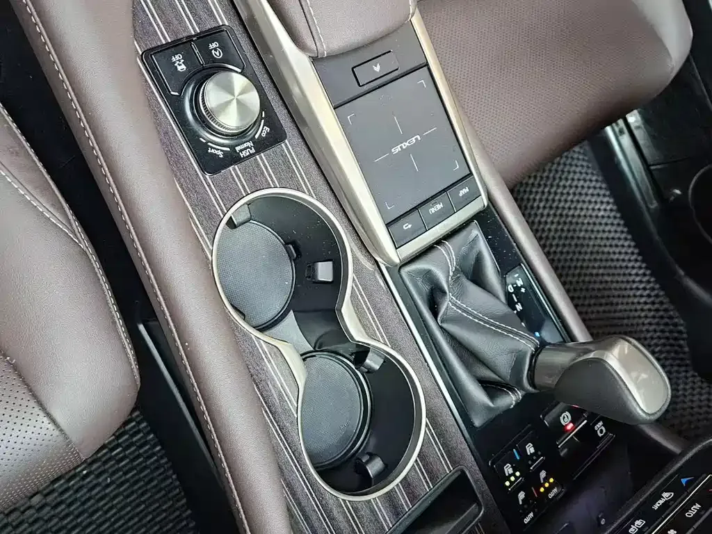 Lexus RX 2022 из CN, фото 2