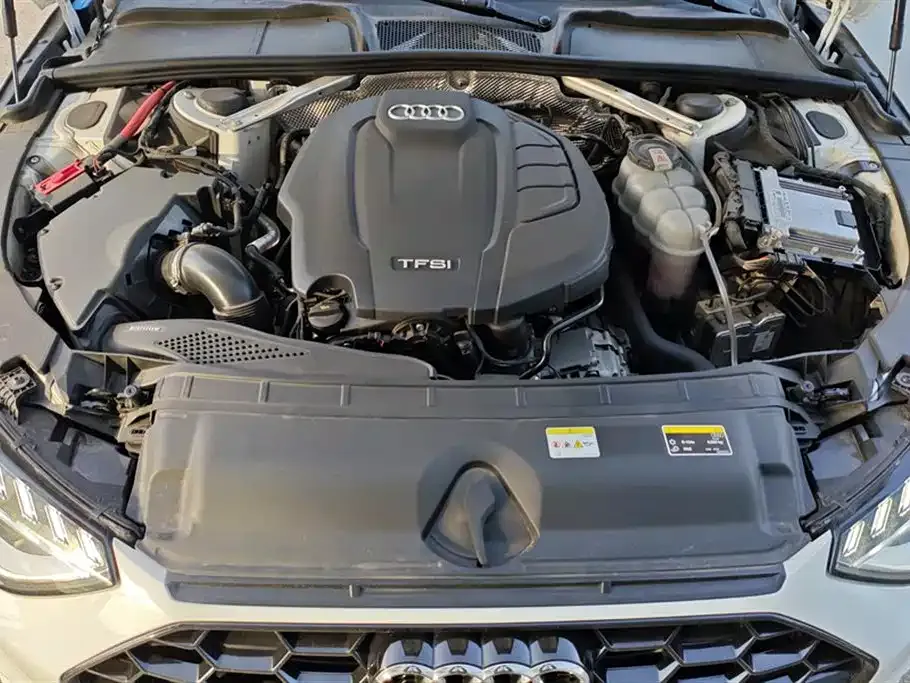 Audi A4L 2023 из CN, фото 10