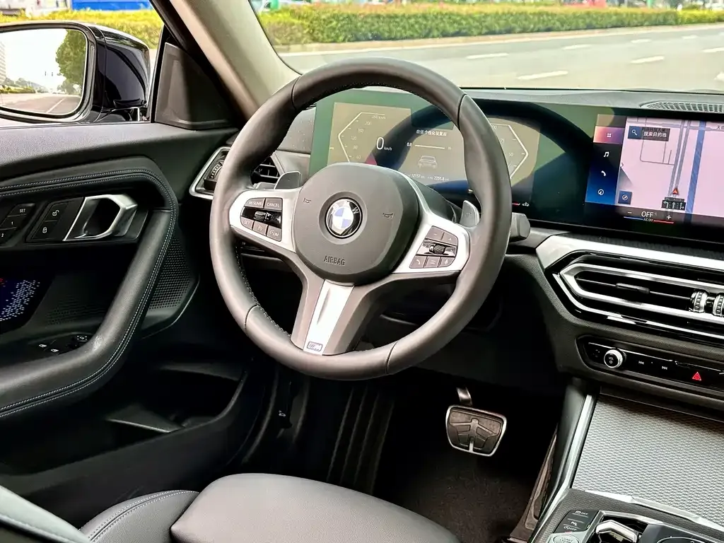 BMW 2 Series (Import) 2024 из CN, фото 2