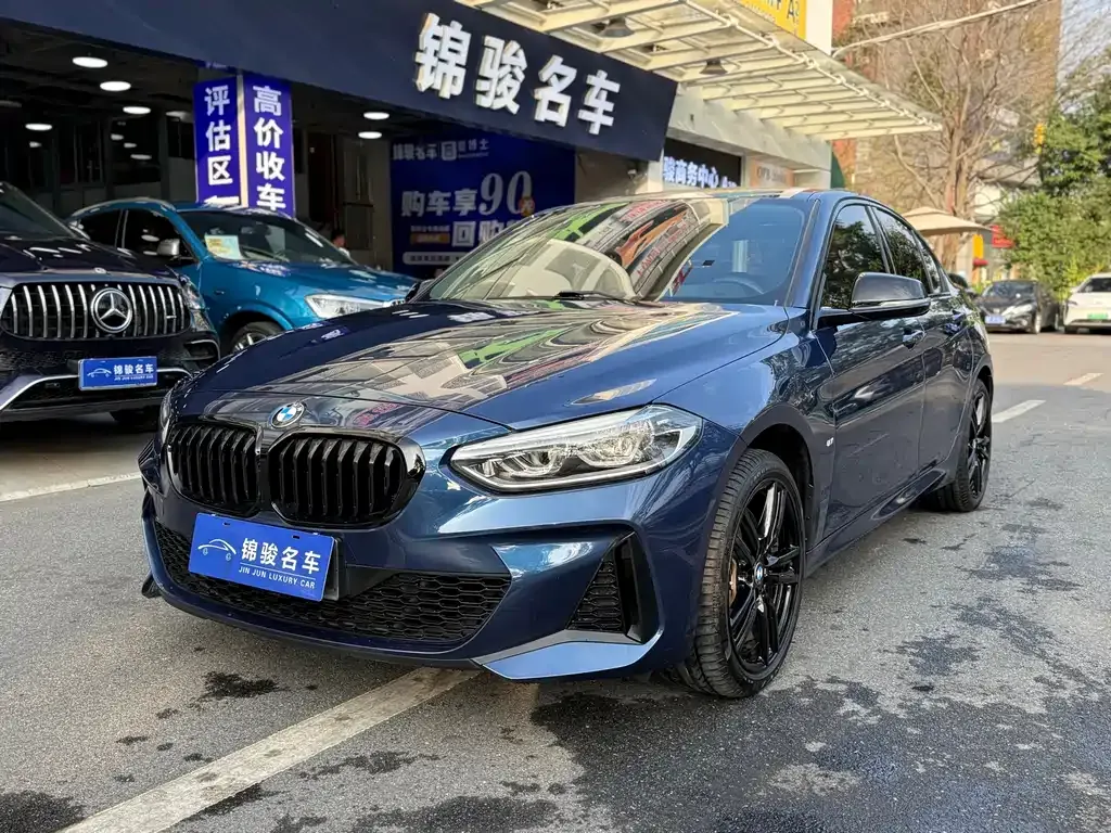 BMW 1 Series — фото 1