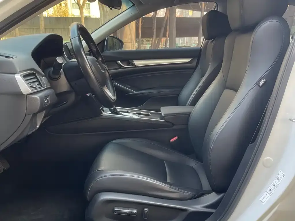 Honda Accord 2022 из CN, фото 2