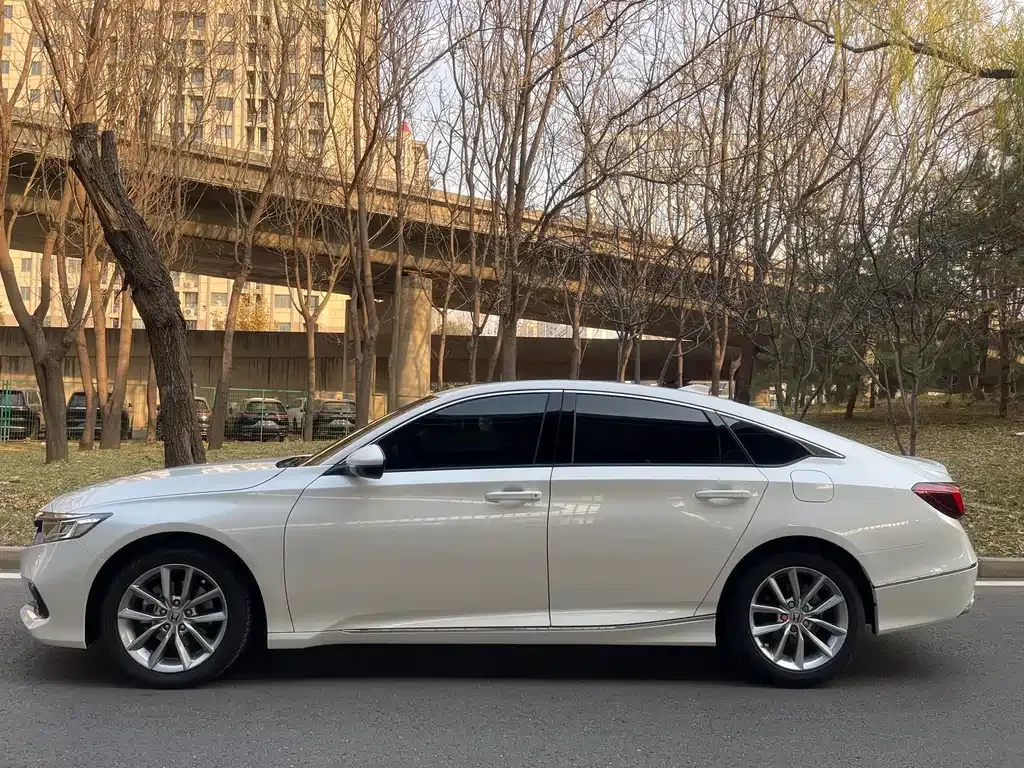 Honda Accord 2022 из CN, фото 7