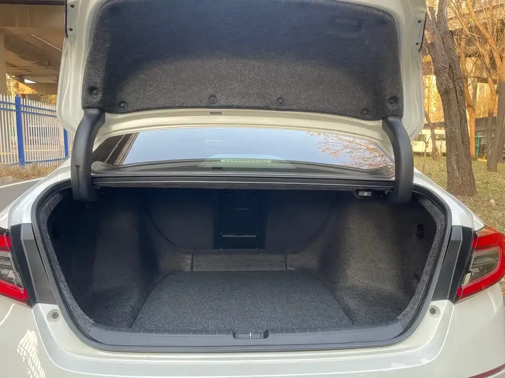 Honda Accord 2022 из CN, фото 4