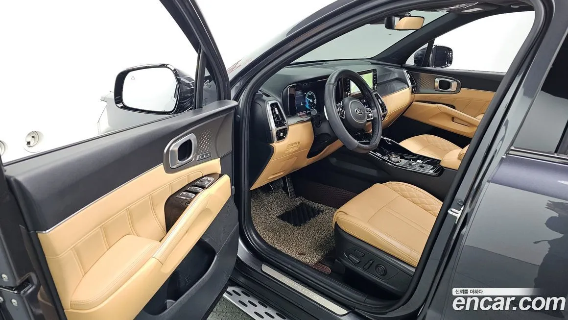 Kia Sorento — фото 8