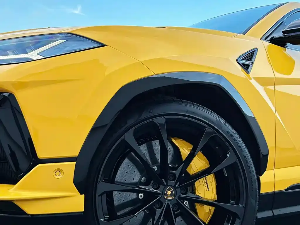 Lamborghini Urus 2024 из CN, фото 10