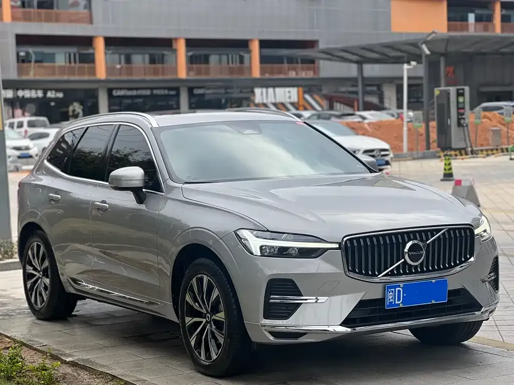 Volvo XC60 2023 из CN, фото 9