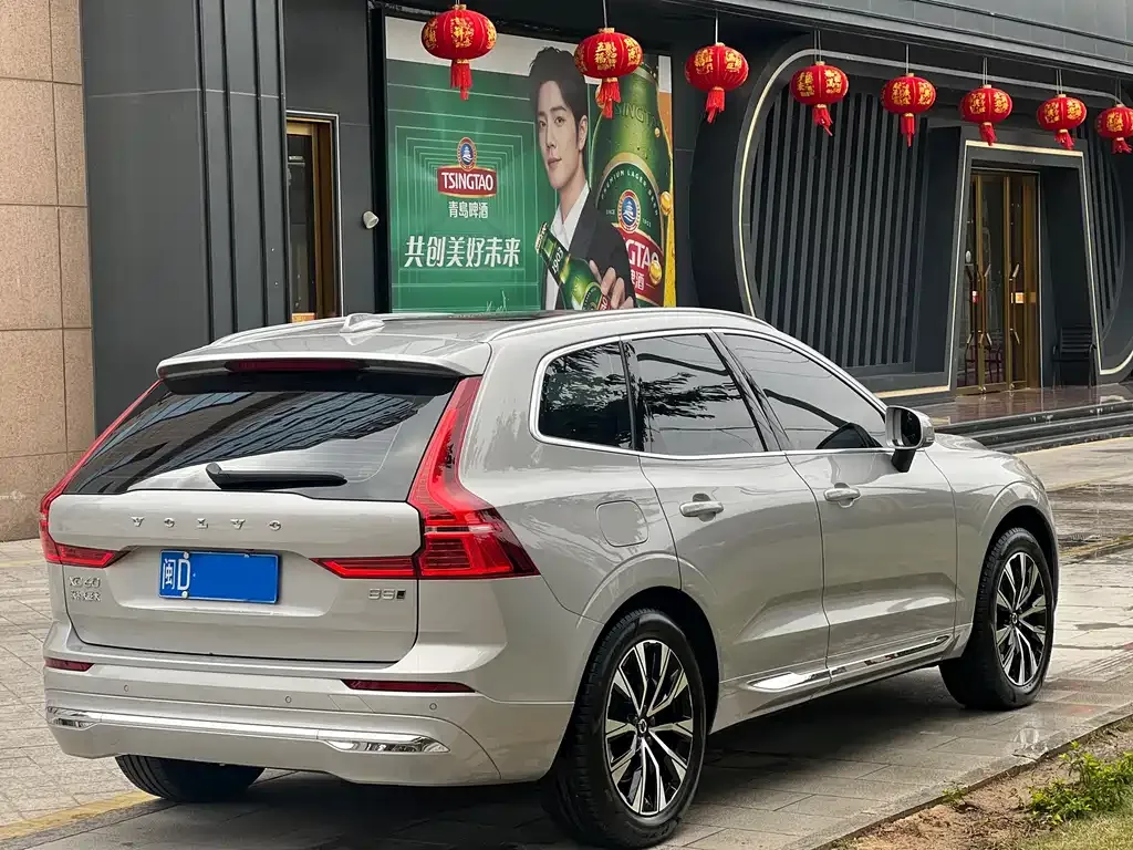 Volvo XC60 2023 из CN, фото 4