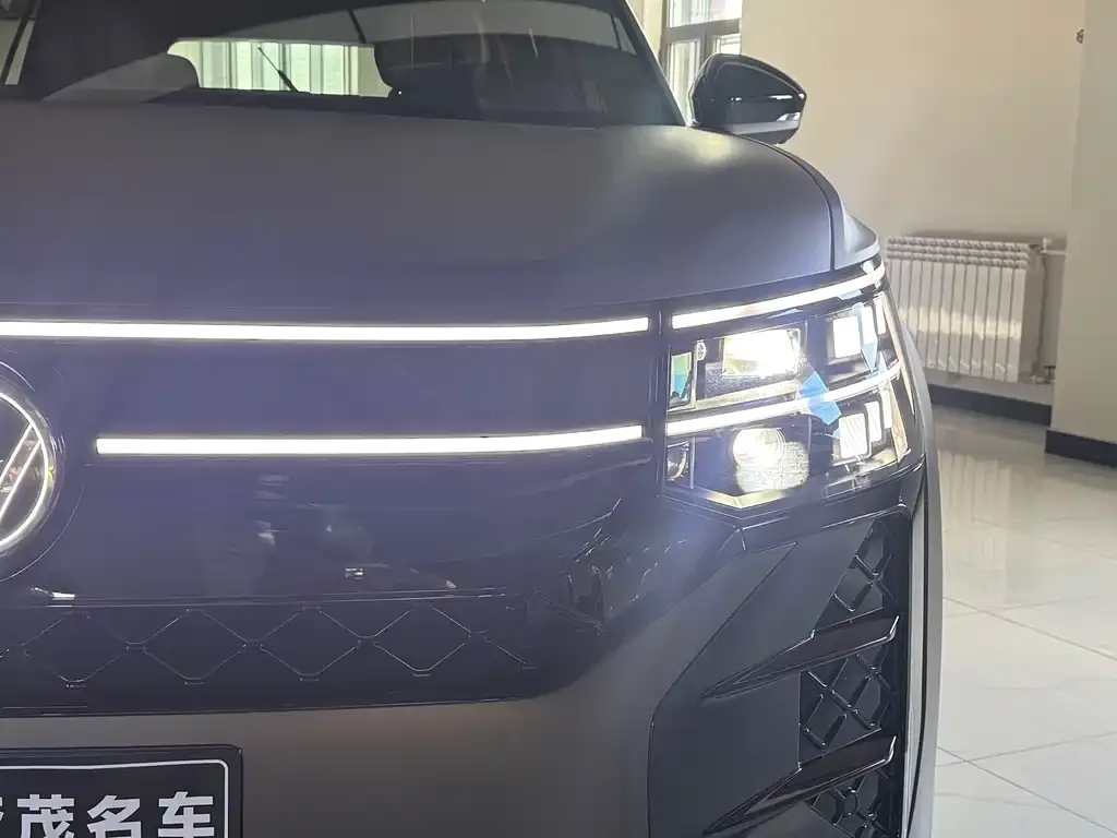 Volkswagen Teramont 2025 из CN, фото 2