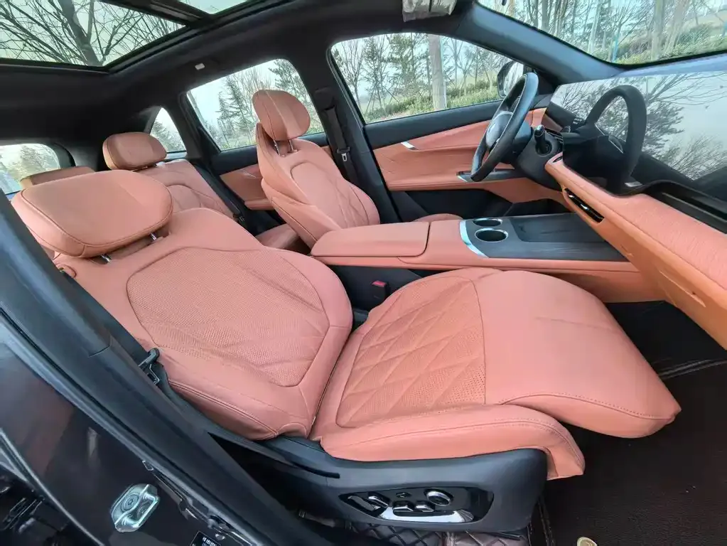 Changan CS75PLUS 2024 из CN, фото 2