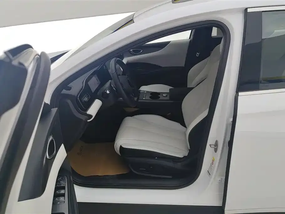 BYD Seal 06 — фото 10