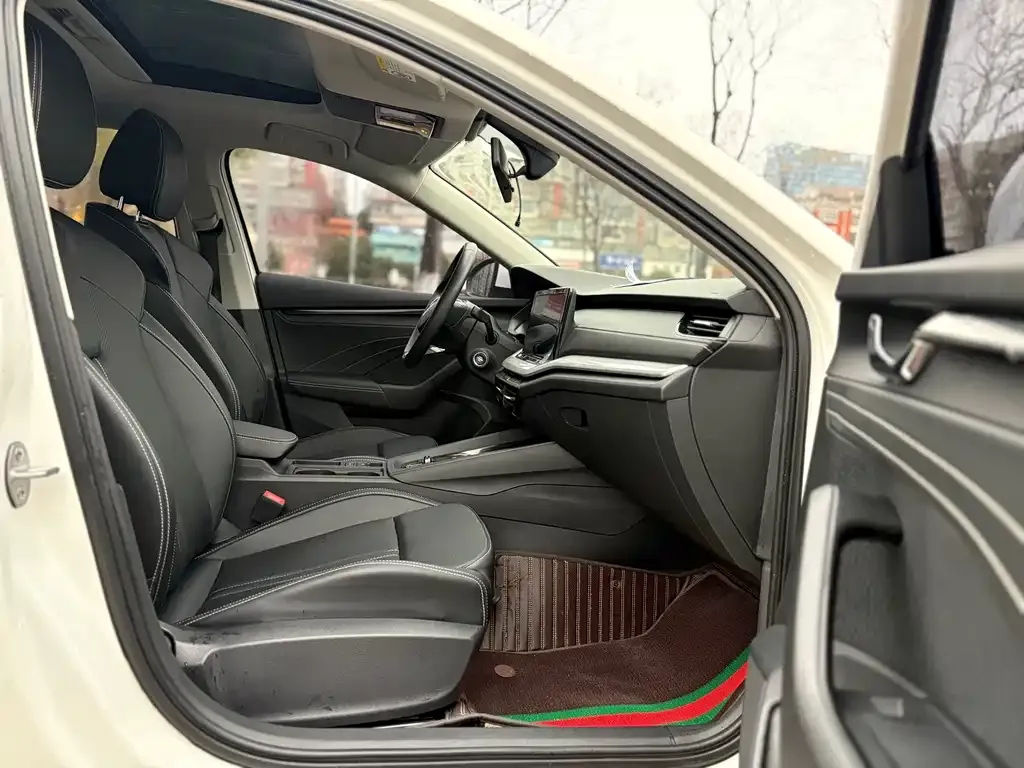 Skoda Octavia 2022 из CN, фото 6