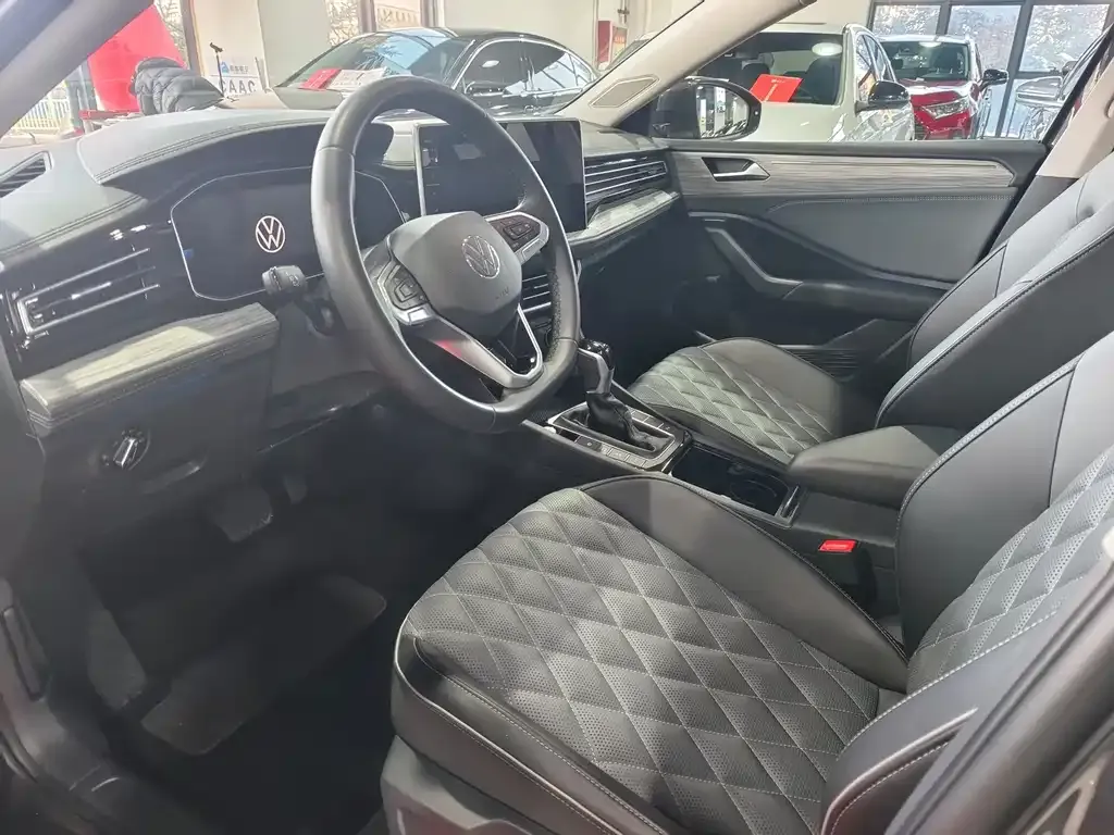 Volkswagen Sagitar 2024 из CN, фото 3
