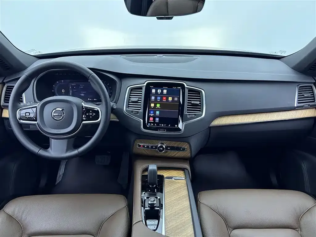 Volvo XC90 2023 из CN, фото 4