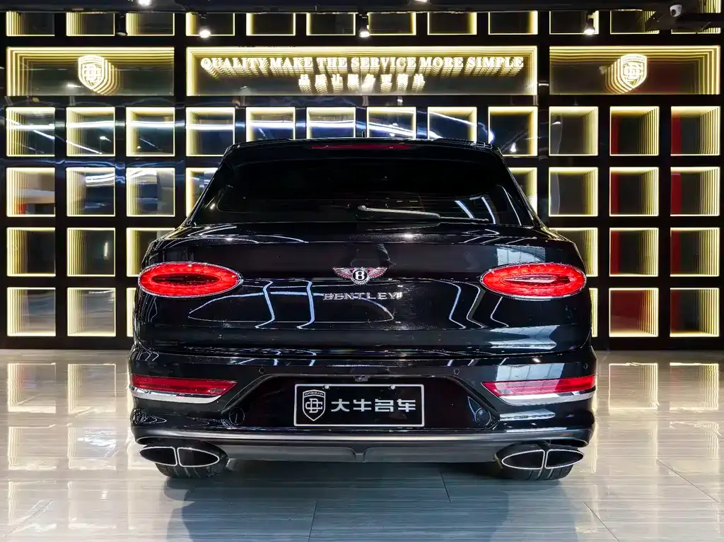 Bentley Bentayga 2022 из CN, фото 3
