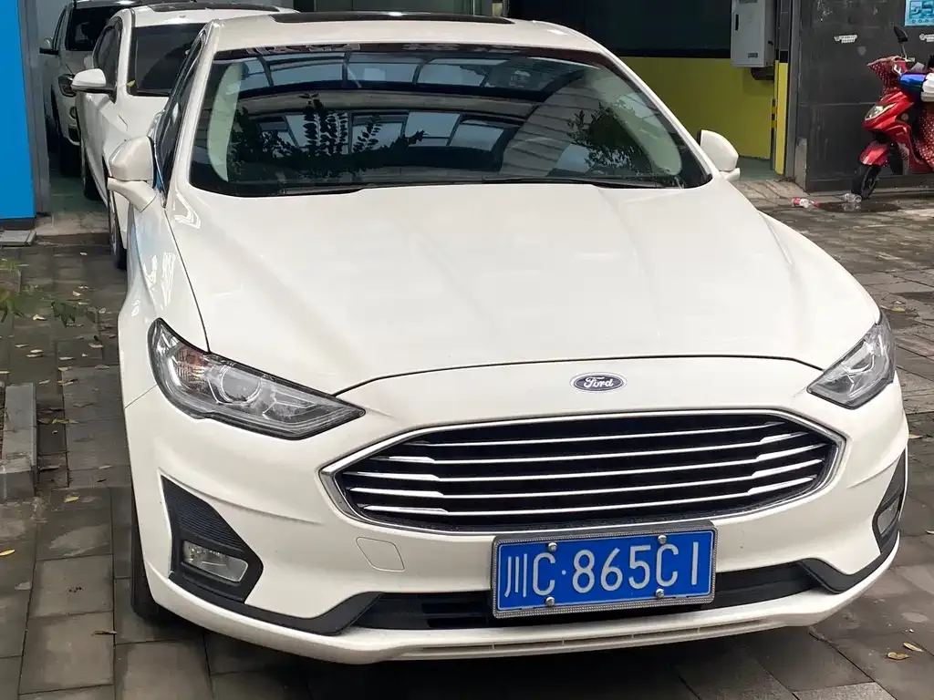 Ford Mondeo 2022 из CN, фото 8