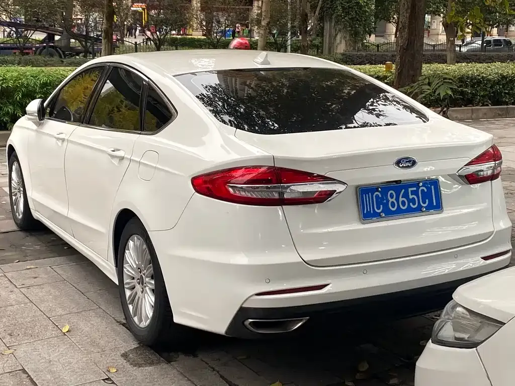 Ford Mondeo 2022 из CN, фото 10