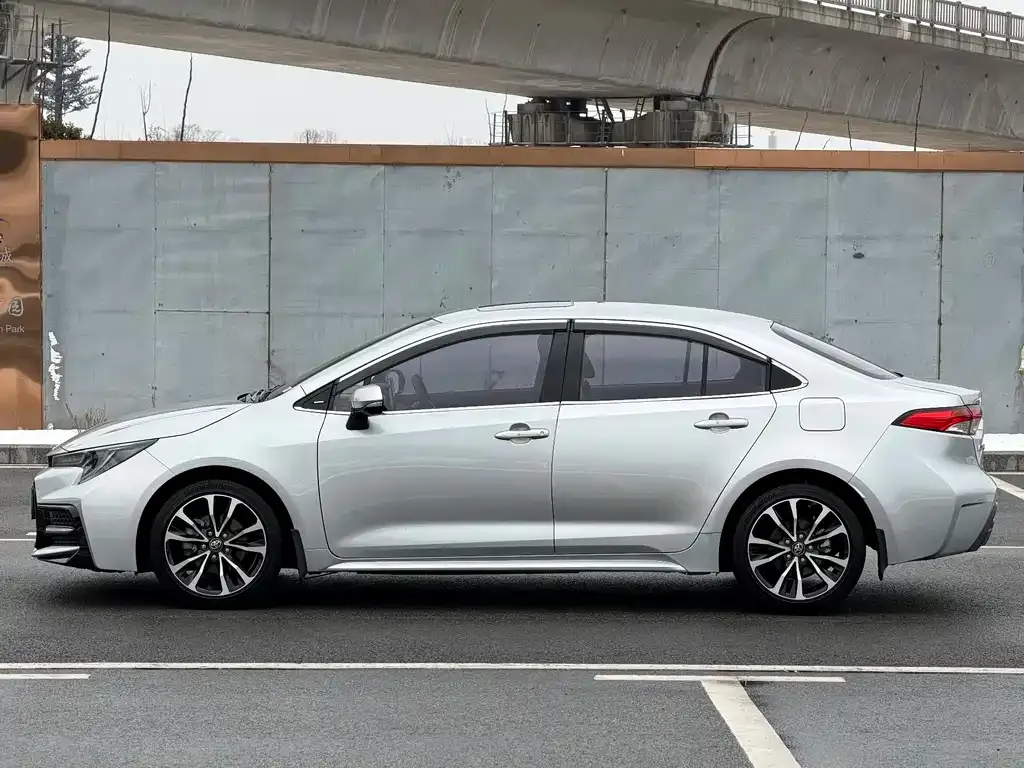 Toyota Levin 2023 из CN, фото 2