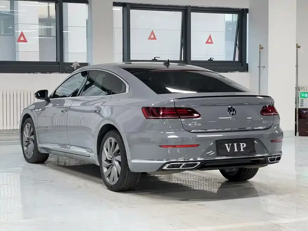 Volkswagen CC 2024 из CN, фото 3