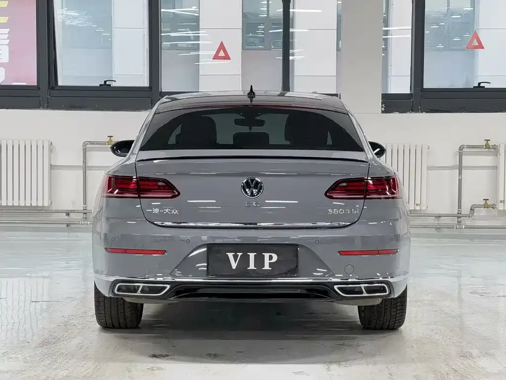 Volkswagen CC 2024 из CN, фото 5