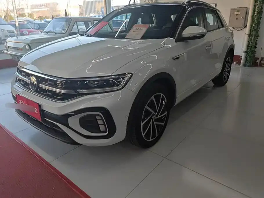 Volkswagen T-Roc 2023 из CN, фото 1