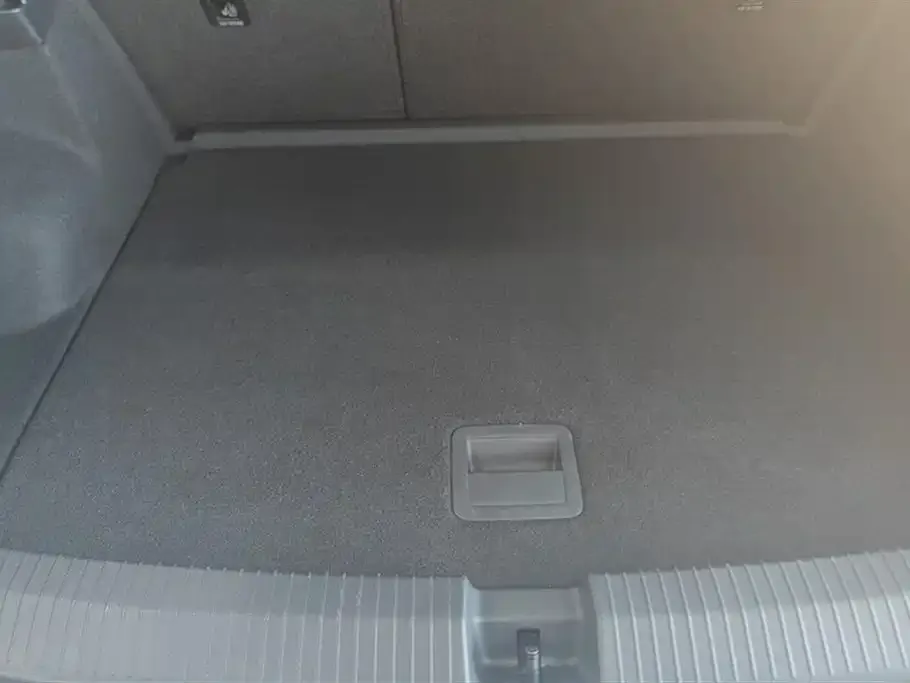 Volkswagen T-Roc 2023 из CN, фото 7