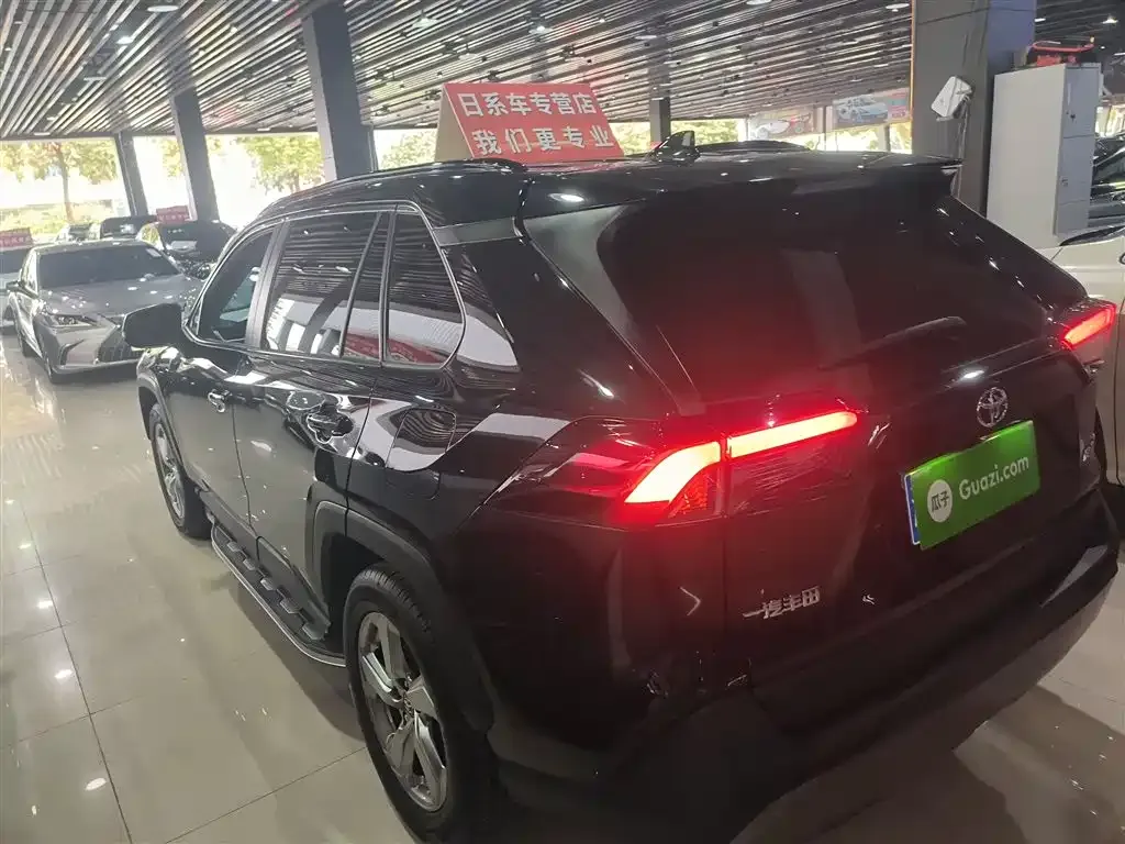 Toyota RAV4 2022 из CN, фото 8