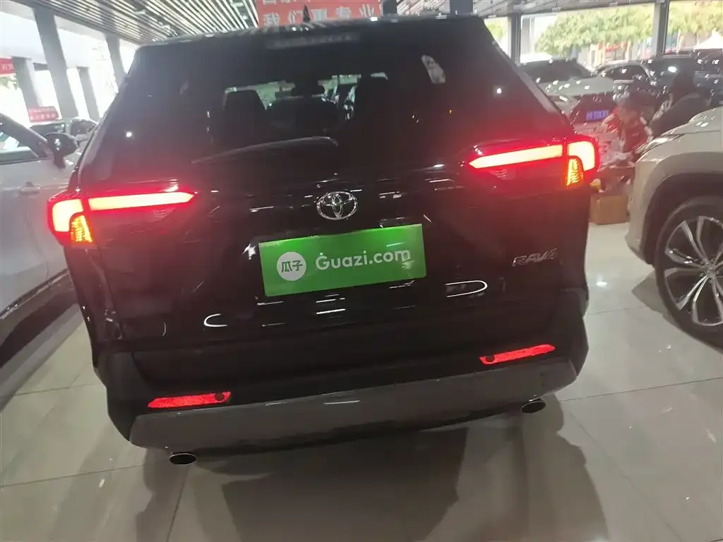 Toyota RAV4 2022 из CN, фото 7