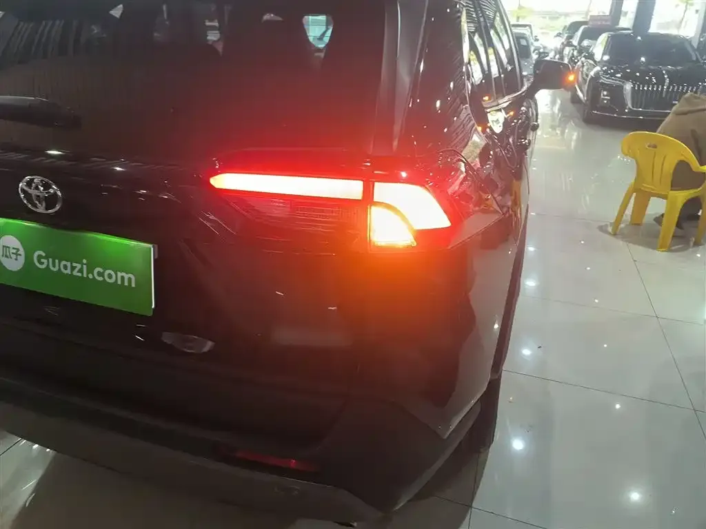 Toyota RAV4 2022 из CN, фото 9
