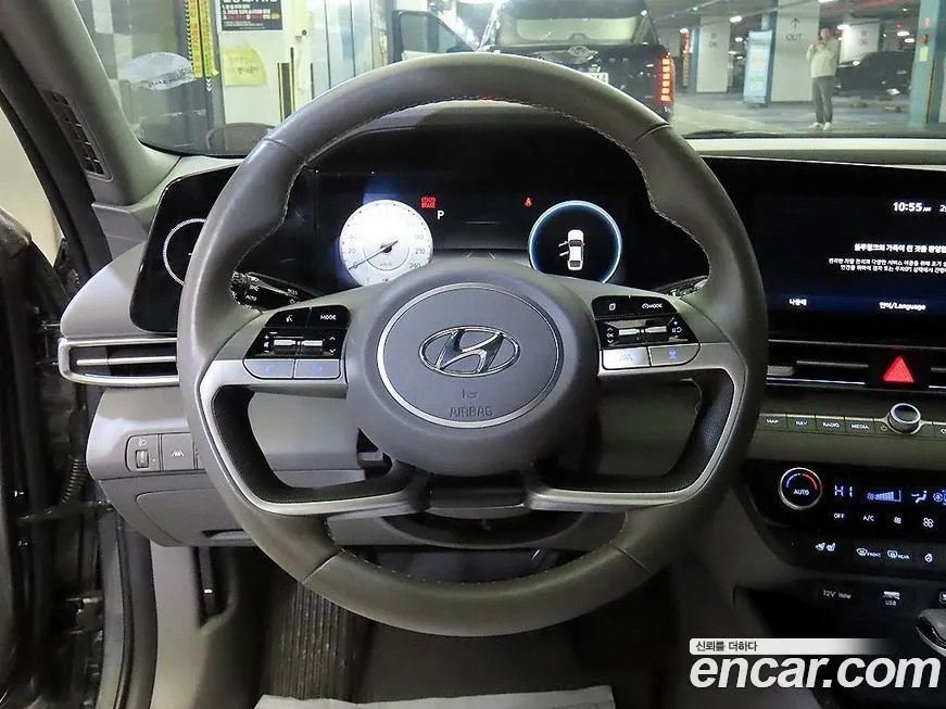 Hyundai AVANTE — фото 3