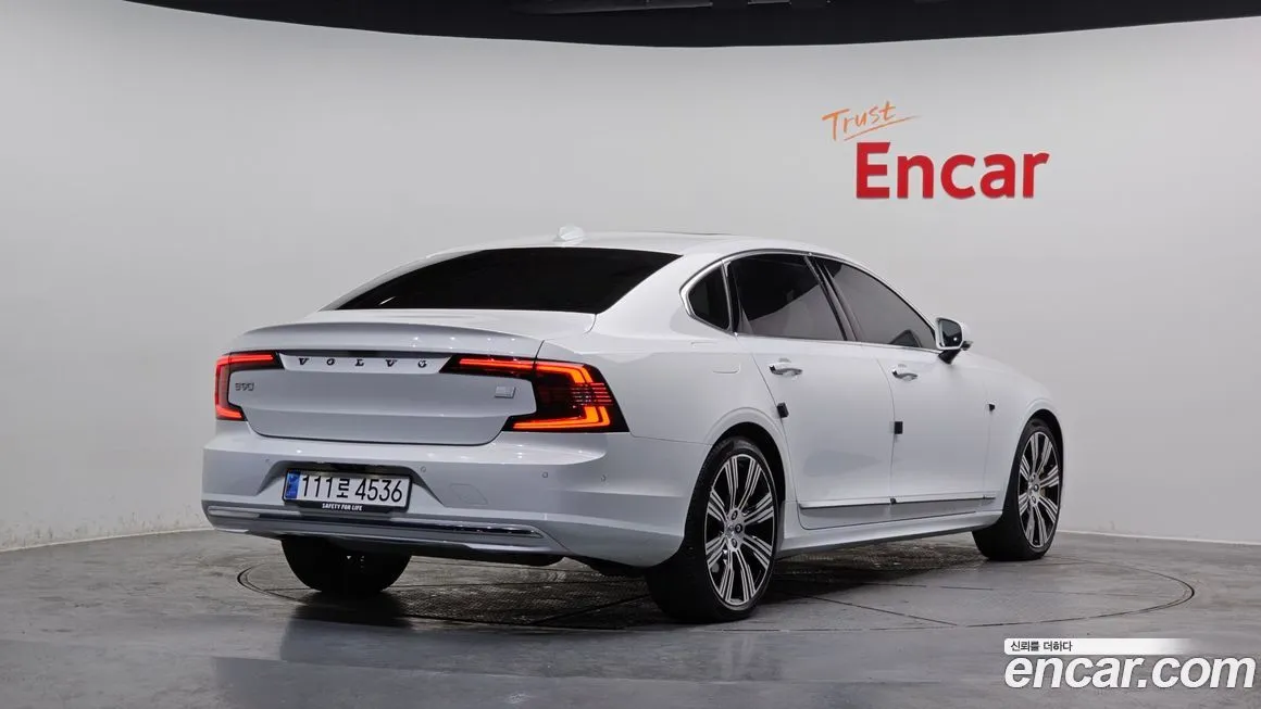 Volvo S90 2021 из KR, фото 3