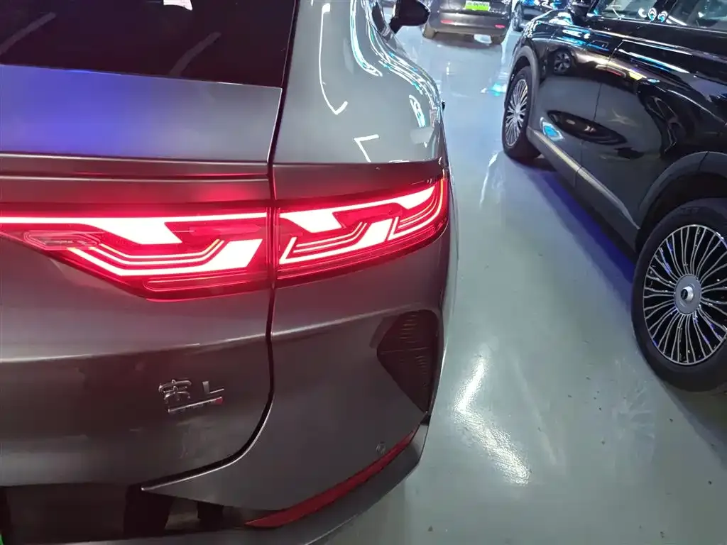 BYD L EV 2025 из CN, фото 8