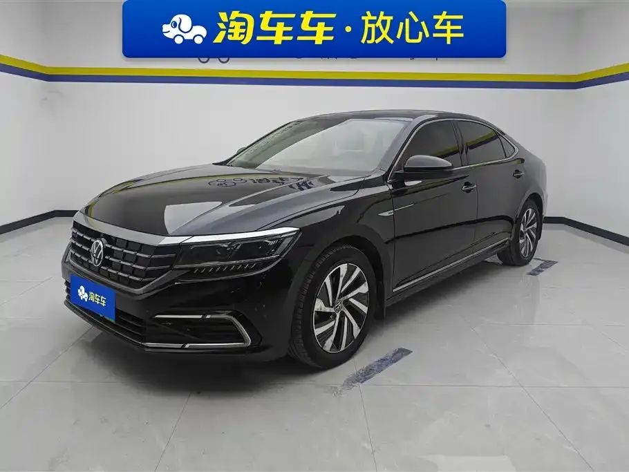 Volkswagen Passat New Energy — фото 1