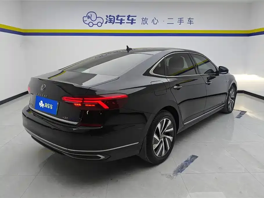 Volkswagen Passat New Energy — фото 4