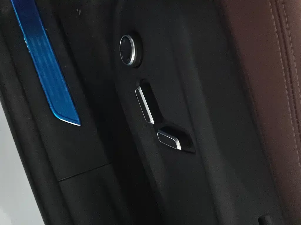 Geely Xingyue L 2024 из CN, фото 2