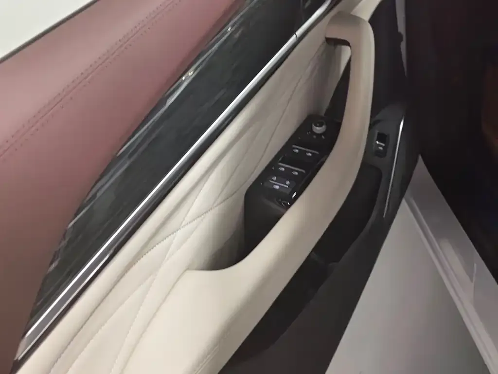 Geely Xingyue L 2024 из CN, фото 7