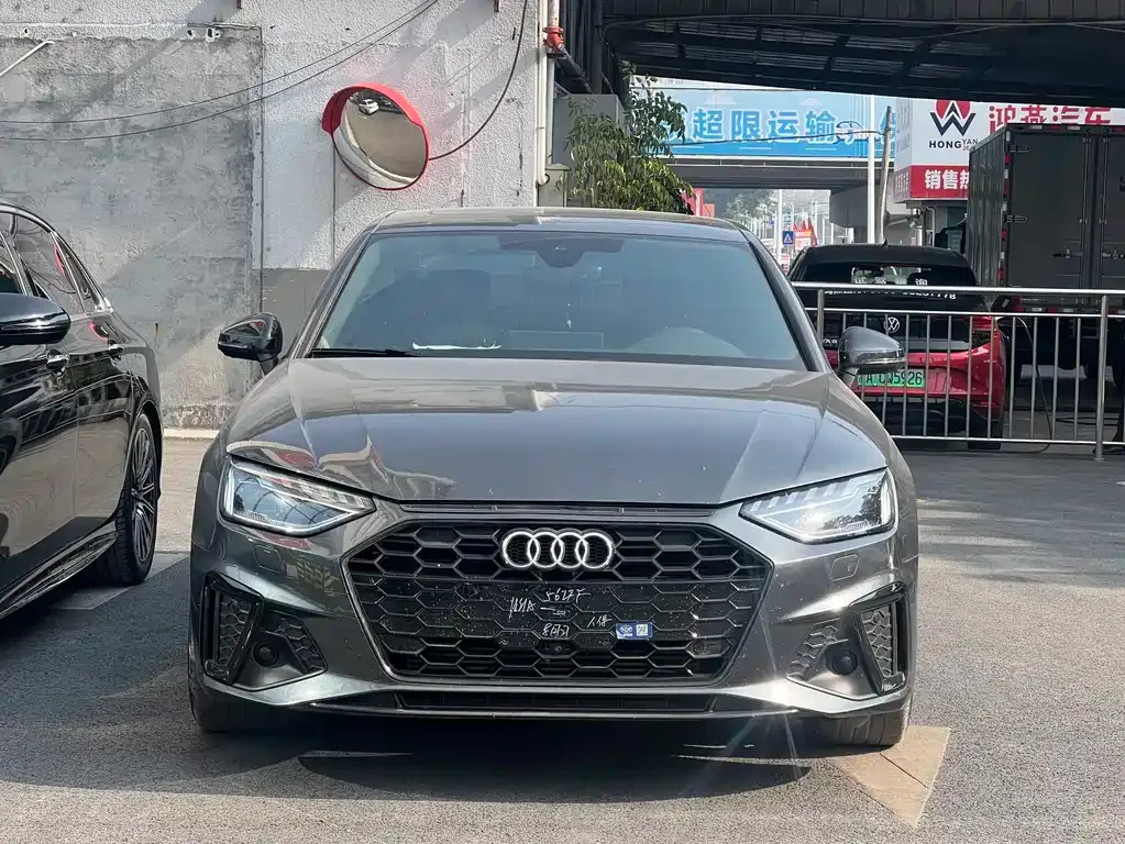 Audi A4L 2023 из CN, фото 9