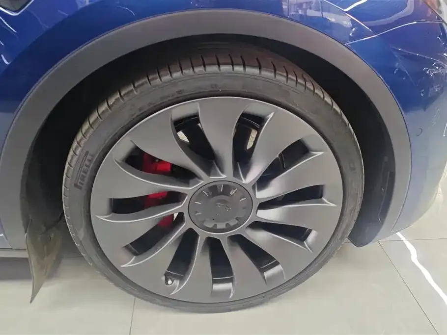 Tesla Model Y 2023 из CN, фото 10