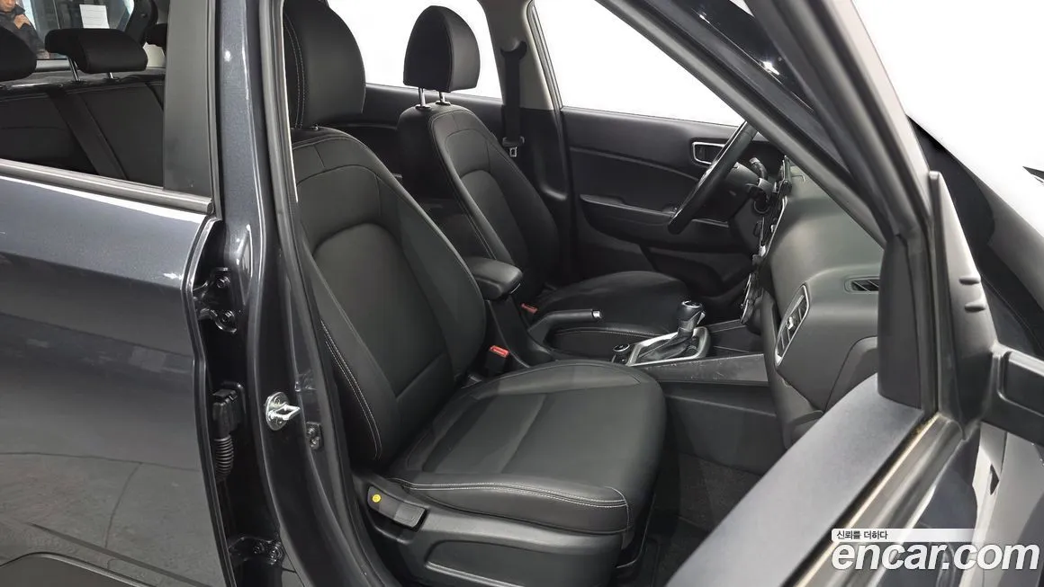 Hyundai Venue 2021 из KR, фото 7