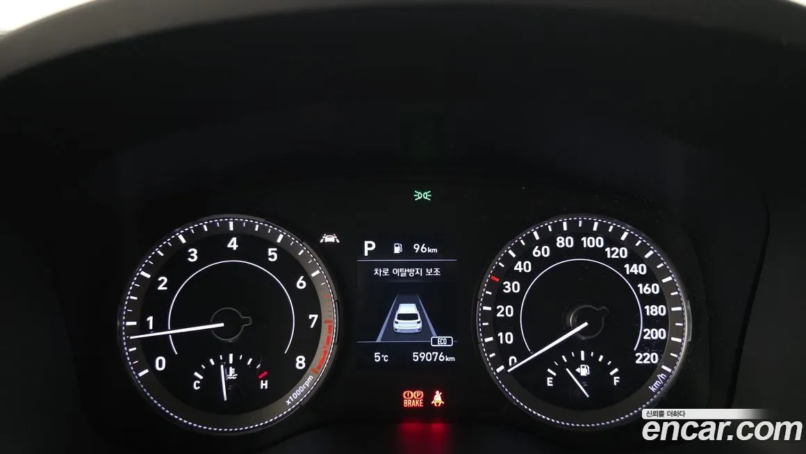 Hyundai Venue 2021 из KR, фото 6