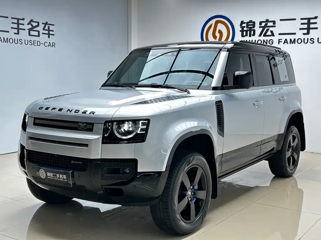 Land Rover Defender — фото 1