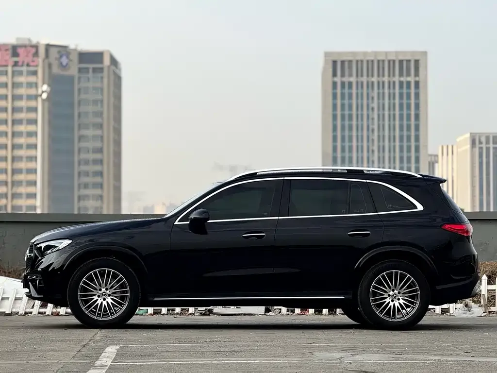 Mercedes-Benz GLC — фото 3