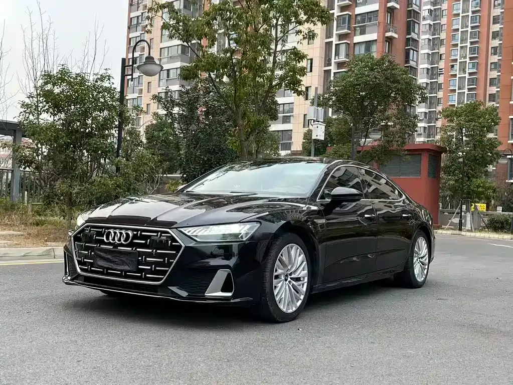 Audi A7L — фото 9
