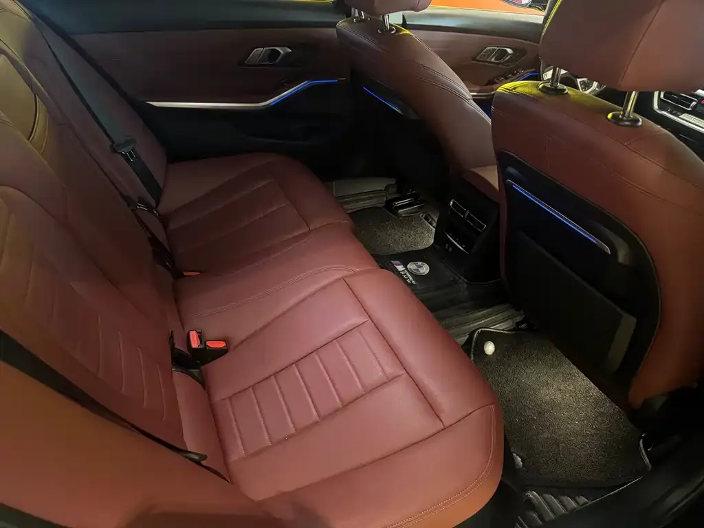 BMW 3 Series 2021 из CN, фото 7